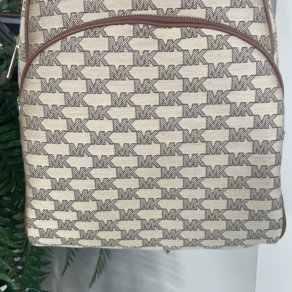 Brand New Michael Kors Logo Canvas Zippered Backpack w/ Gold Tone Accents - Picture 4 of 16